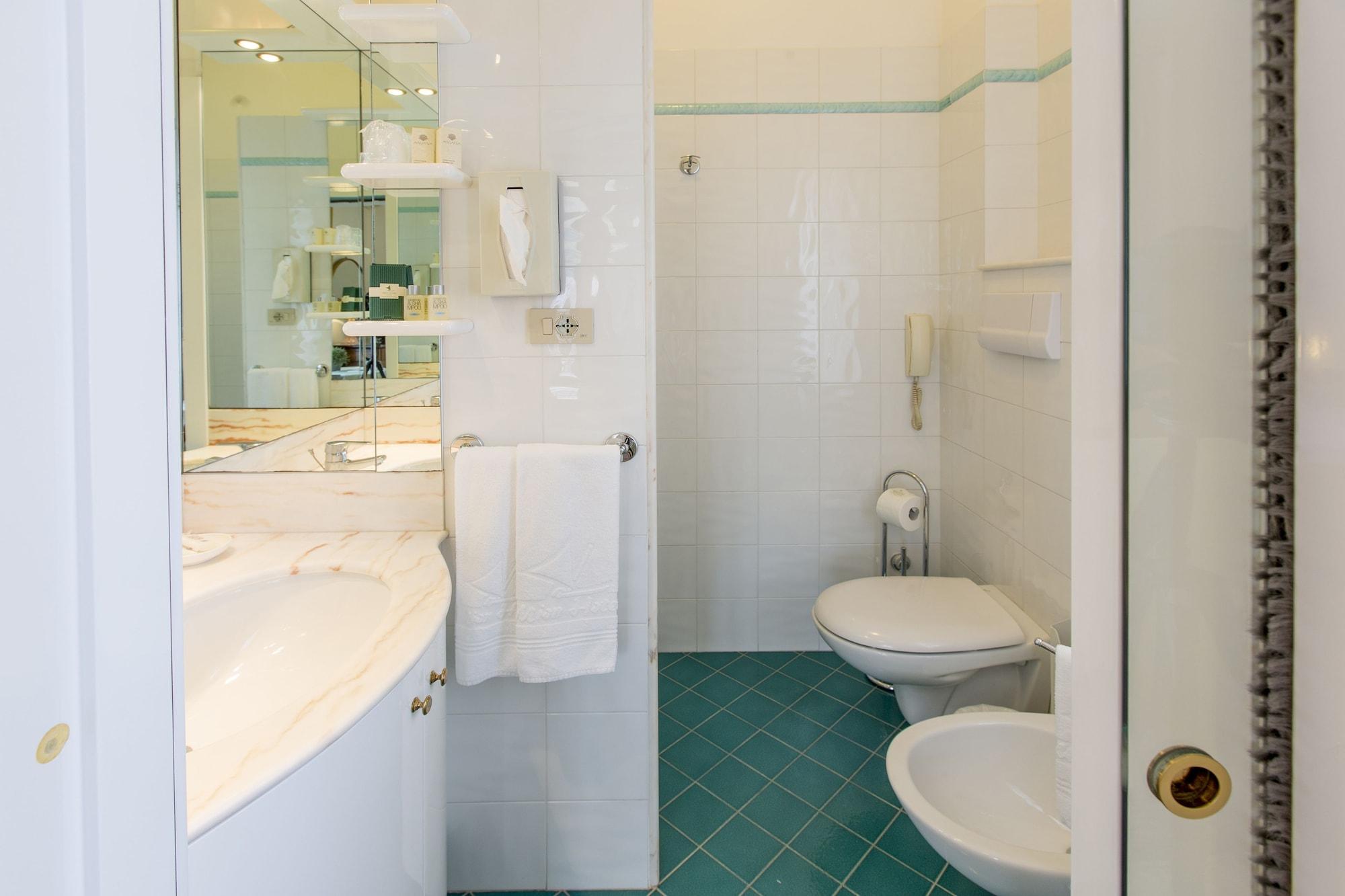 Hotel Mion Charme & Relax Silvi Marina Εξωτερικό φωτογραφία