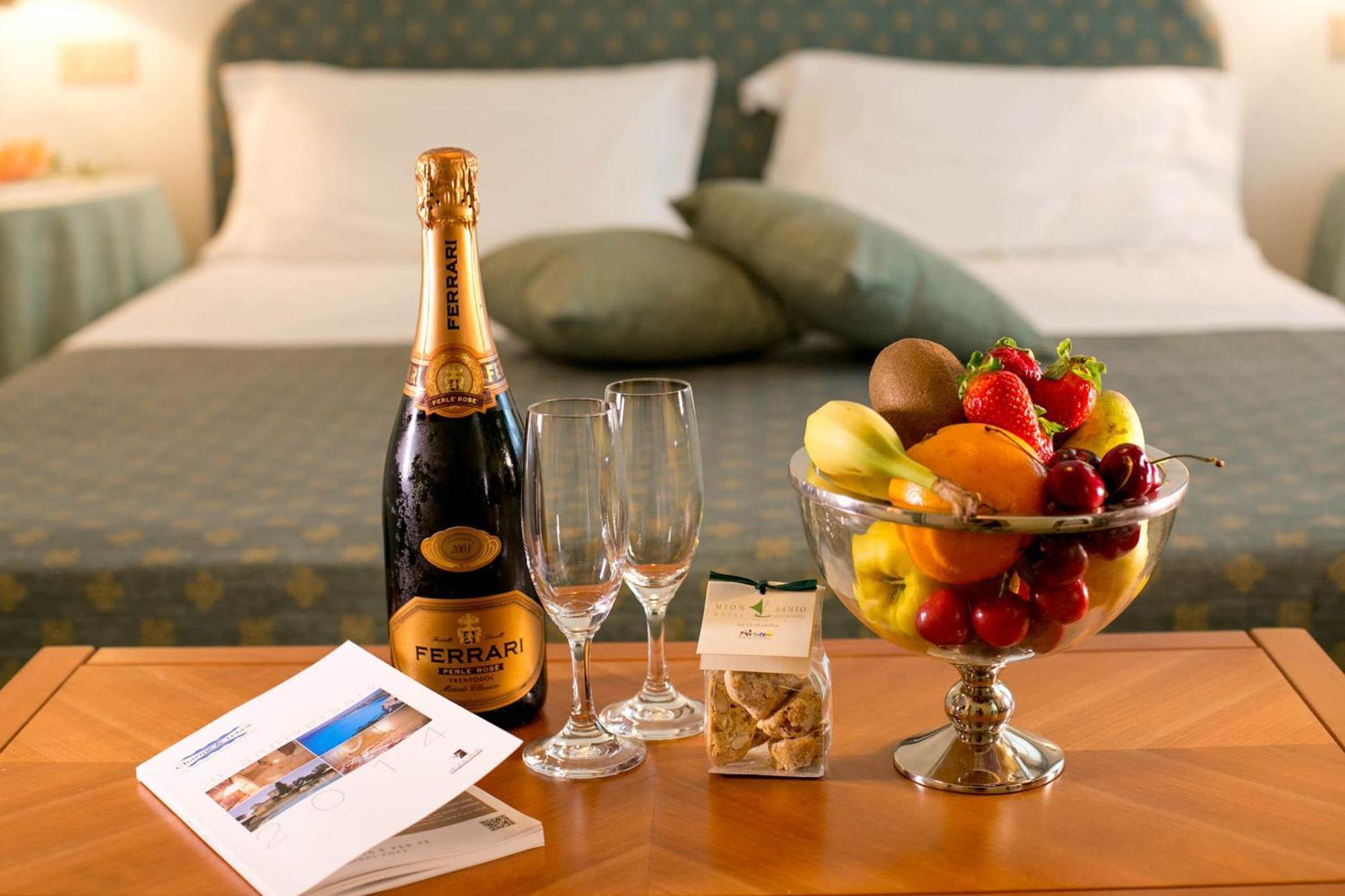Hotel Mion Charme & Relax Silvi Marina Εξωτερικό φωτογραφία
