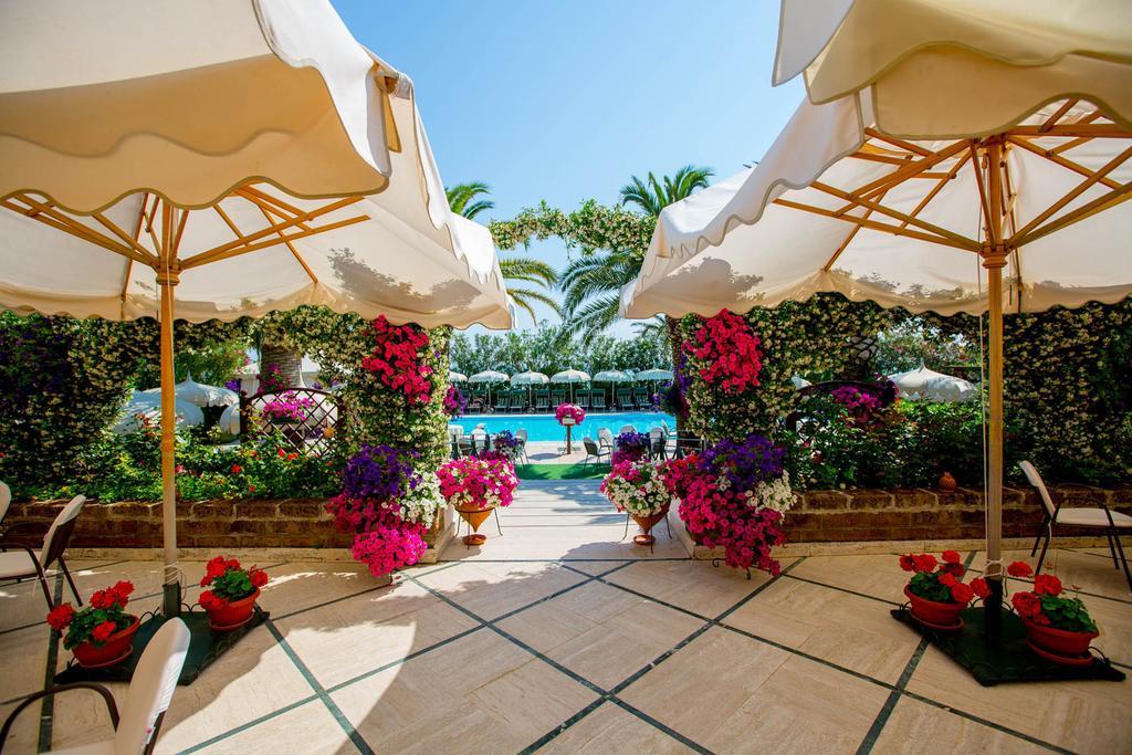 Hotel Mion Charme & Relax Silvi Marina Εξωτερικό φωτογραφία
