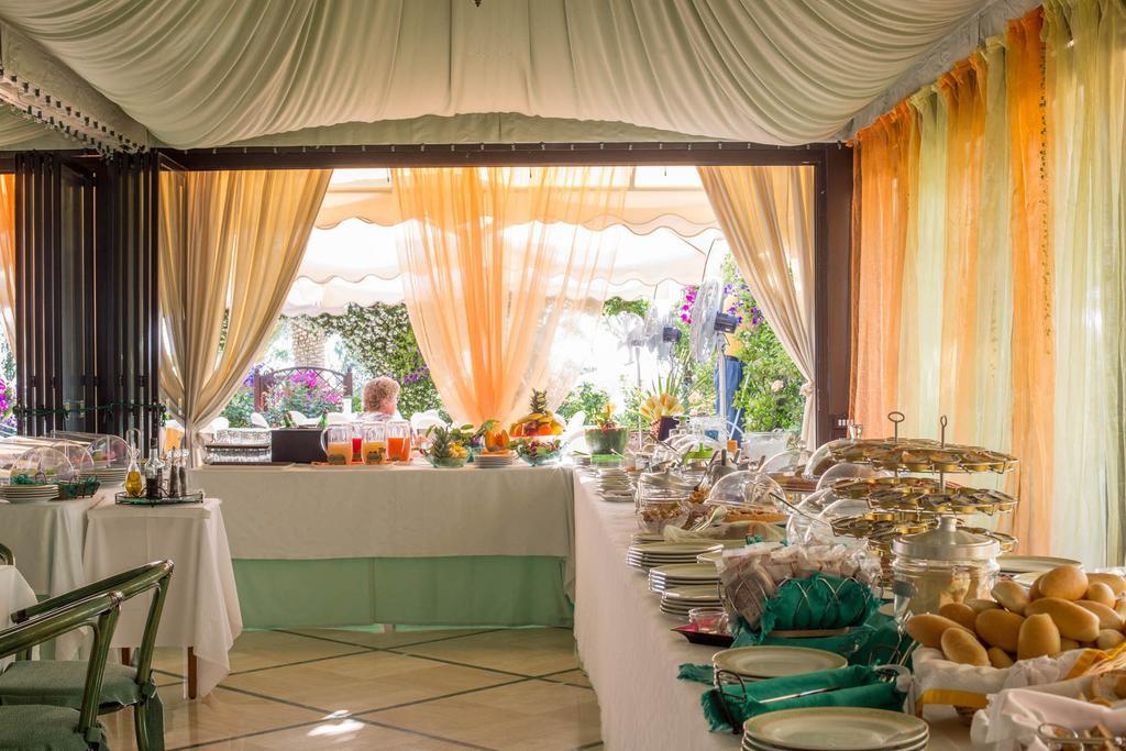Hotel Mion Charme & Relax Silvi Marina Εξωτερικό φωτογραφία